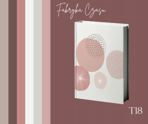 Kalendarz książkowy A5 dzienny 2026 z gumką T18