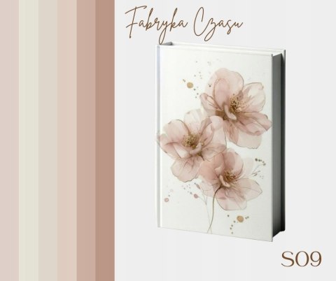 Kalendarz książkowy A5 dzienny 2026 z gumką S09